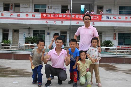 说明: C:\Users\CW\Desktop\IMG_8002.JPG